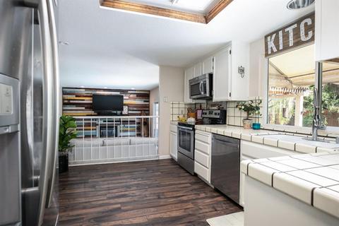 8564 Kermes Ave, Fair Oaks, CA 95628 photo 12