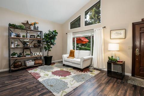 8564 Kermes Ave, Fair Oaks, CA 95628 photo 11