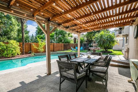 8564 Kermes Ave, Fair Oaks, CA 95628 photo 29