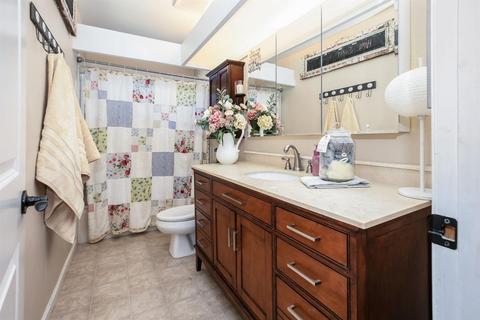 8564 Kermes Ave, Fair Oaks, CA 95628 photo 20