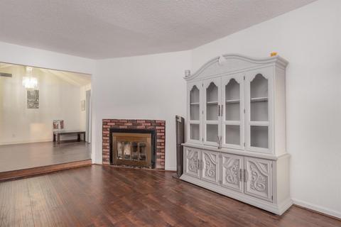 3848 Walnut Ave, Carmichael, CA 95608 photo 10