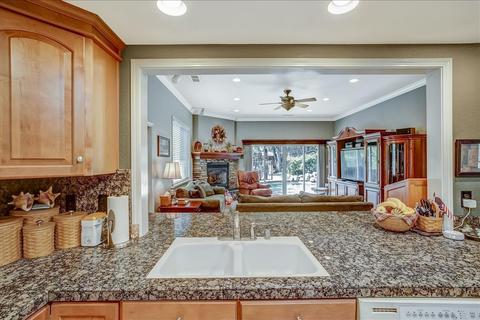 5641 Angelo Dr, Loomis, CA 95650 photo 3