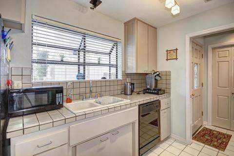 5028 Verdant Ln, Carmichael, CA 95608 photo 11