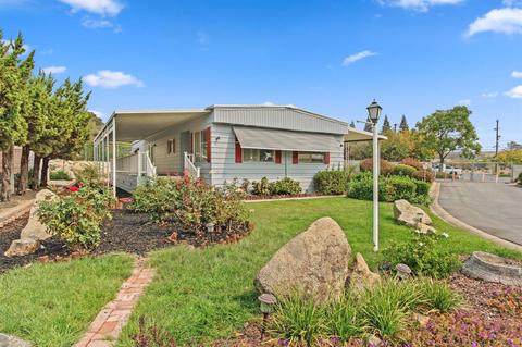 335 Overbrook Dr, Folsom, CA 95630 photo 3