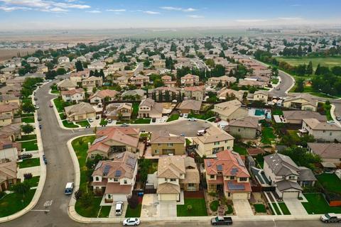 1671 Chateau Ln, Manteca, CA 95337 photo 9