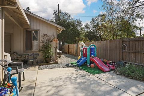 131 2nd St, Galt, CA 95632 photo 34