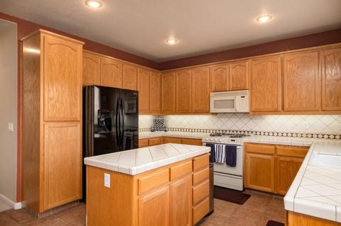 1829 Komenich Dr, Manteca, CA 95336 photo 11