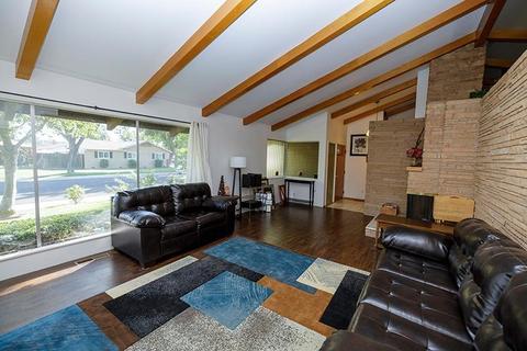 1121 Arboleda Dr, Modesto, CA 95351 photo 9