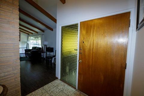 1121 Arboleda Dr, Modesto, CA 95351 photo 5