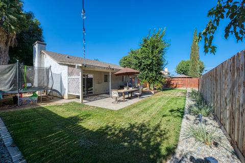 608 Westfield Ln, Patterson, CA 95363 photo 4
