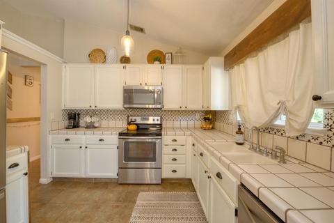 608 Westfield Ln, Patterson, CA 95363 photo 12