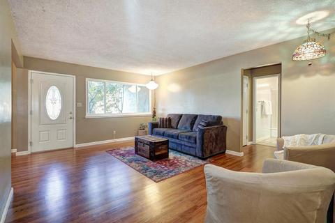 5214 Vale Dr, Carmichael, CA 95608 photo 9