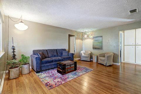 5214 Vale Dr, Carmichael, CA 95608 photo 8