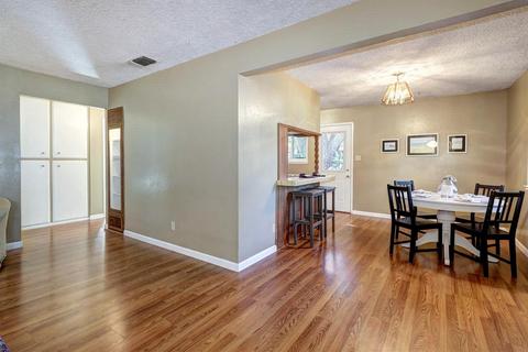 5214 Vale Dr, Carmichael, CA 95608 photo 13