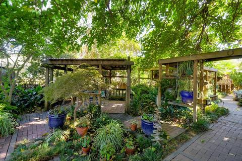 5214 Vale Dr, Carmichael, CA 95608 photo 32