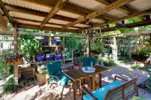 5214 Vale Dr, Carmichael, CA 95608 photo 49