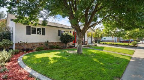1132 6th St, Ripon, CA 95366 photo 2