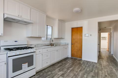 704 Lombardo Ave, Modesto, CA 95351 photo 3
