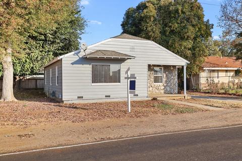 19135 E Front St, Linden, CA 95236 photo 1
