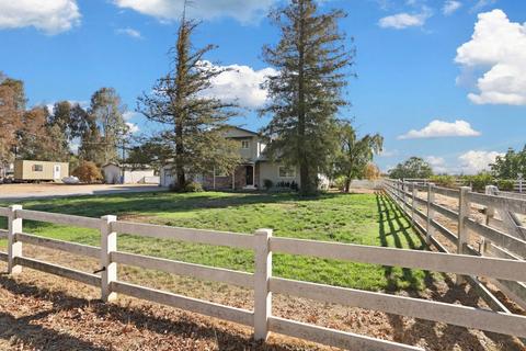 12622 E Harney Ln, Lodi, CA 95240 photo 3
