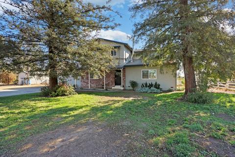 12622 E Harney Ln, Lodi, CA 95240 photo 2