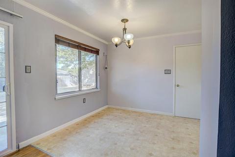 3936 Henderson Way, Carmichael, CA 95608 photo 9