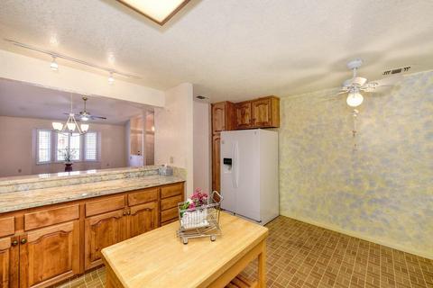 3809 Olivebranch Ln, Carmichael, CA 95608 photo 9