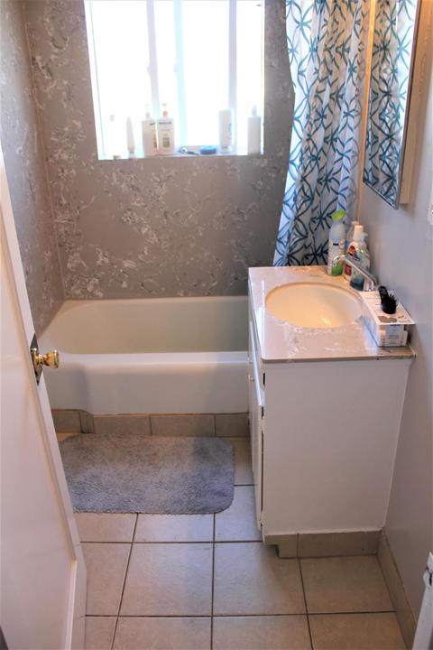 1831 John St, Modesto, CA 95351 photo 10