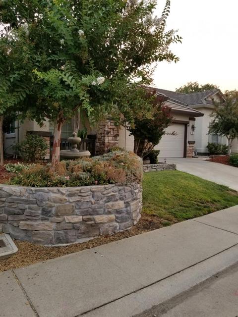 14 Diggins Dr, Folsom, CA 95630 photo 2