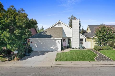 3829 Cougar Pl, Modesto, CA 95356 photo 2