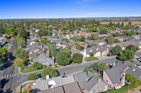 3829 Cougar Pl, Modesto, CA 95356 photo 4