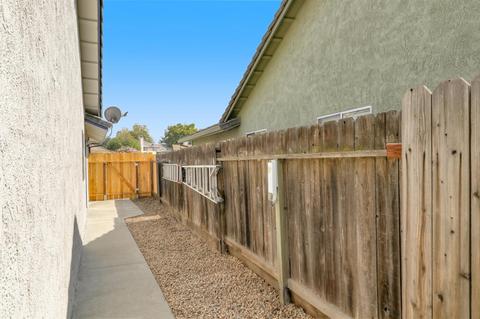 809 Sauceda Ct, Modesto, CA 95351 photo 32