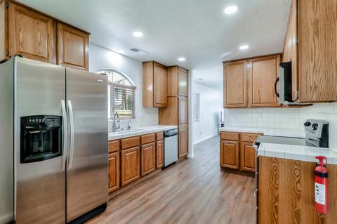 809 Sauceda Ct, Modesto, CA 95351 photo 11