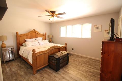 11064 E Comstock Rd, Stockton, CA 95215 photo 19