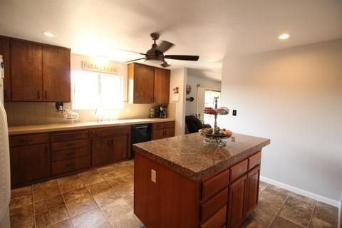 11064 E Comstock Rd, Stockton, CA 95215 photo 13