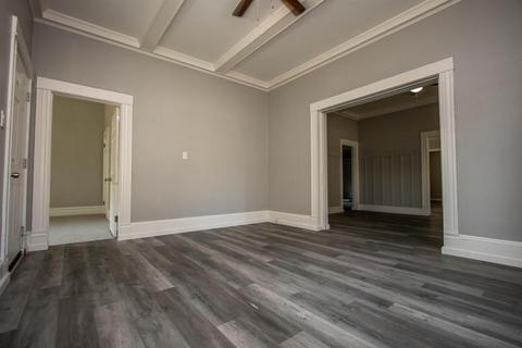 326 Spruce St, Modesto, CA 95351 photo 4