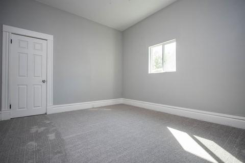326 Spruce St, Modesto, CA 95351 photo 23