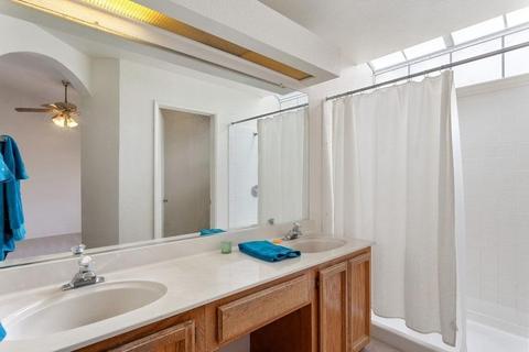8055 Rosebery Ct, Sacramento, CA 95829 photo 12