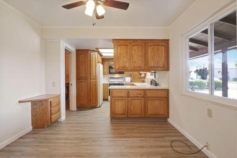 521 Park St, Lodi, CA 95240 photo 14