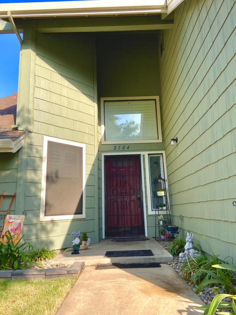 2104 W Walnut Haven Dr, Modesto, CA 95355 photo 4