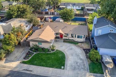 700 Daisy Ave, Lodi, CA 95240 photo 2