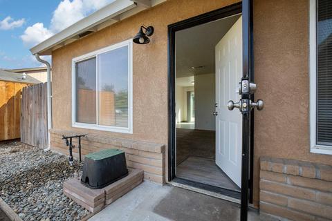 706 Dixie Ln, Ripon, CA 95366 photo 8