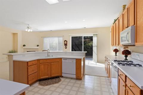 4205 Laguna Seca Ct, Modesto, CA 95356 photo 11