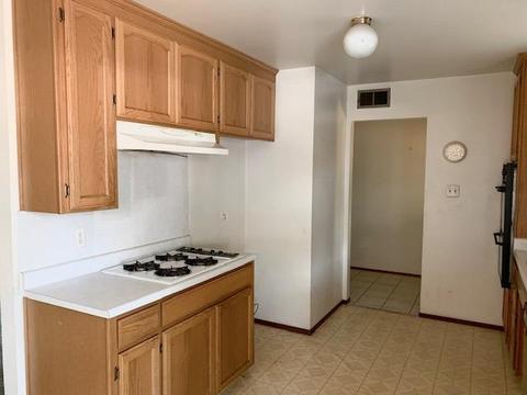 1307 Witney Ct, Modesto, CA 95355 photo 2