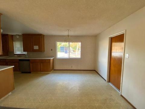 1307 Witney Ct, Modesto, CA 95355 photo 6