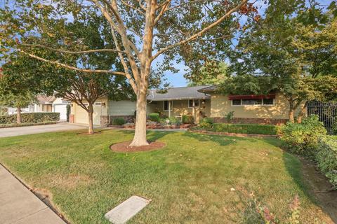 328 Wood Dr, Lodi, CA 95242 photo 4