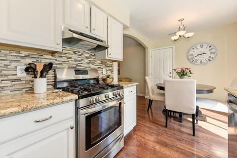 8300 Camelback Ct, Orangevale, CA 95662 photo 11