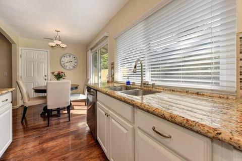 8300 Camelback Ct, Orangevale, CA 95662 photo 12