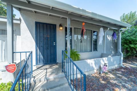 1033 Badgley Dr, Modesto, CA 95350 photo 2