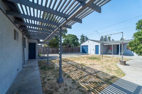 1033 Badgley Dr, Modesto, CA 95350 photo 19